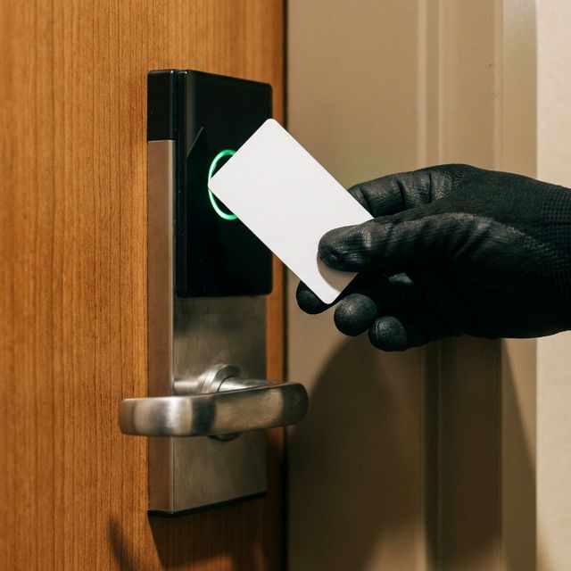 Control de Acceso con Tag y Tarjetas
